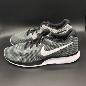 Men’s Nike Tanjun SE Dark Grey Sz 12